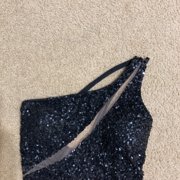 Rachel Allan Prom Dress - Picture 3 of 6